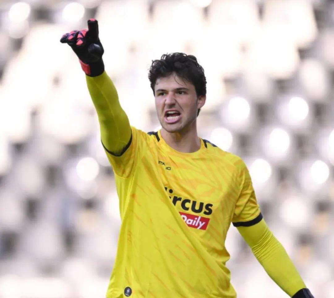 华体会hth-多特蒙德轻取切尔西,德布劳内补时绝平足总杯的简单介绍 第2张 华体会hth-多特蒙德轻取切尔西,德布劳内补时绝平足总杯的简单介绍 第2张